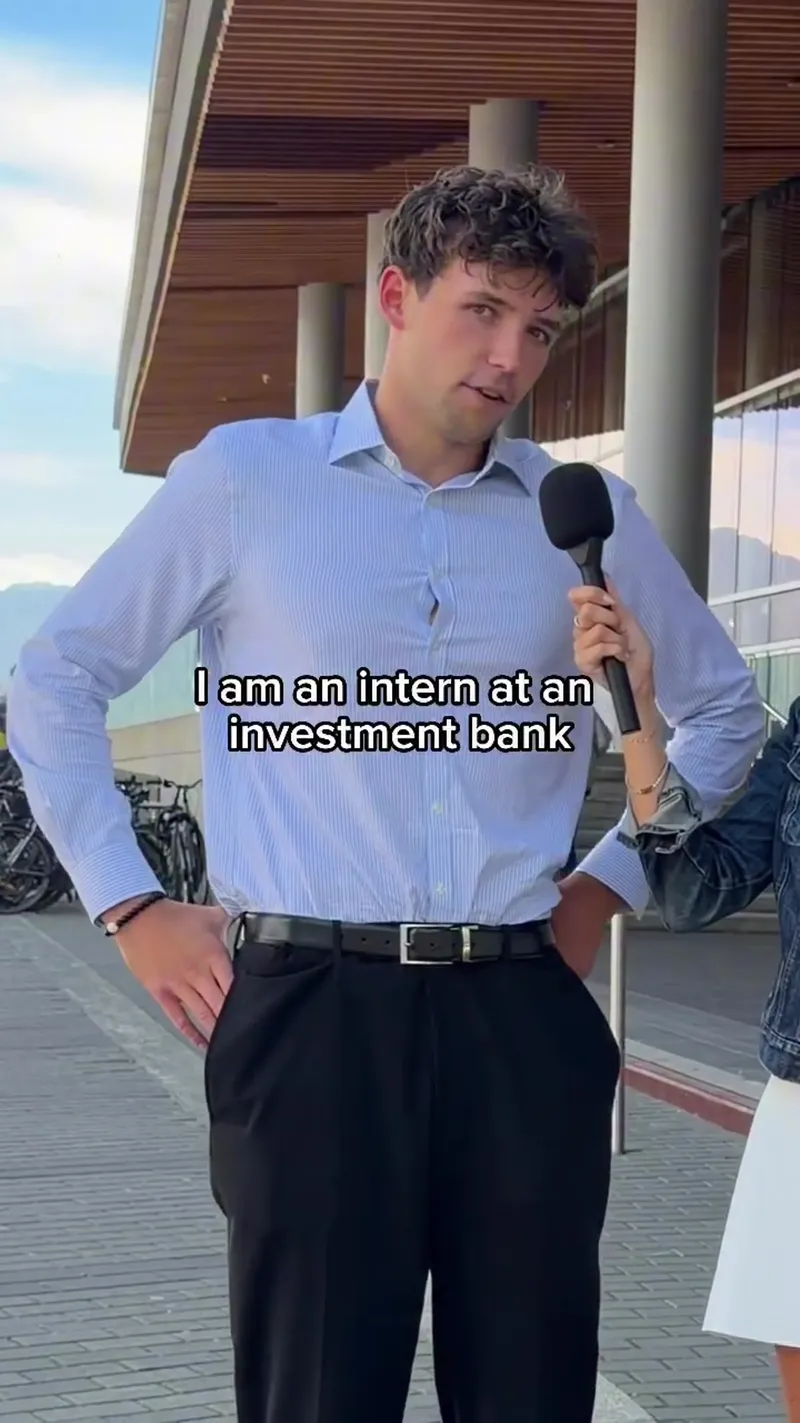 How Much Does an Investment Banking Intern Make?